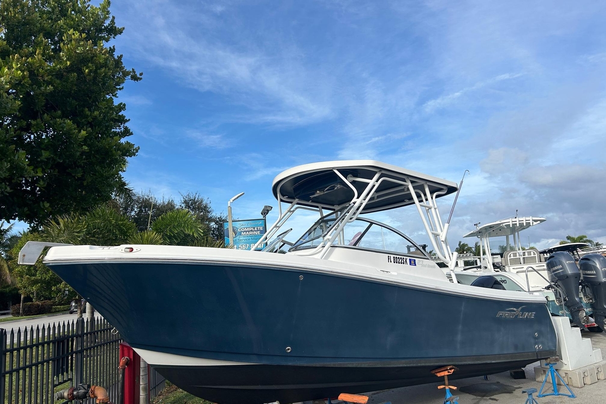 2018 Pro-Line 23 Dual Console - Sold Boat