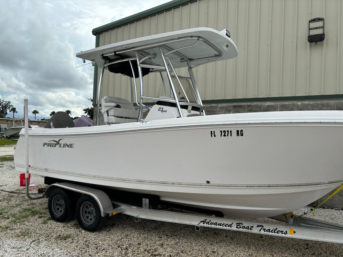 2017 Pro-Line 23 Sport - Sold Boat