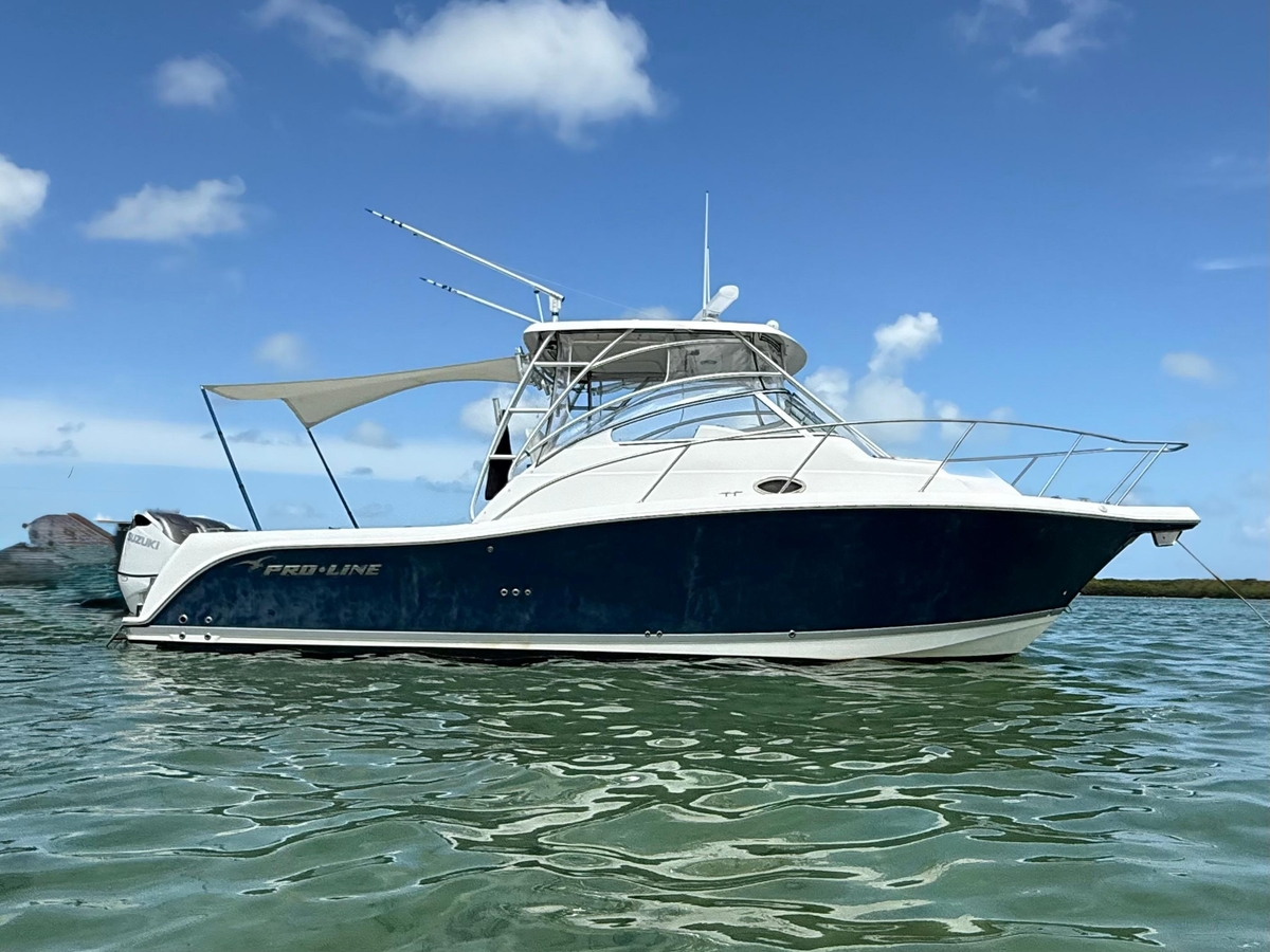 2008 Pro-Line 32 Express - Sold Boat