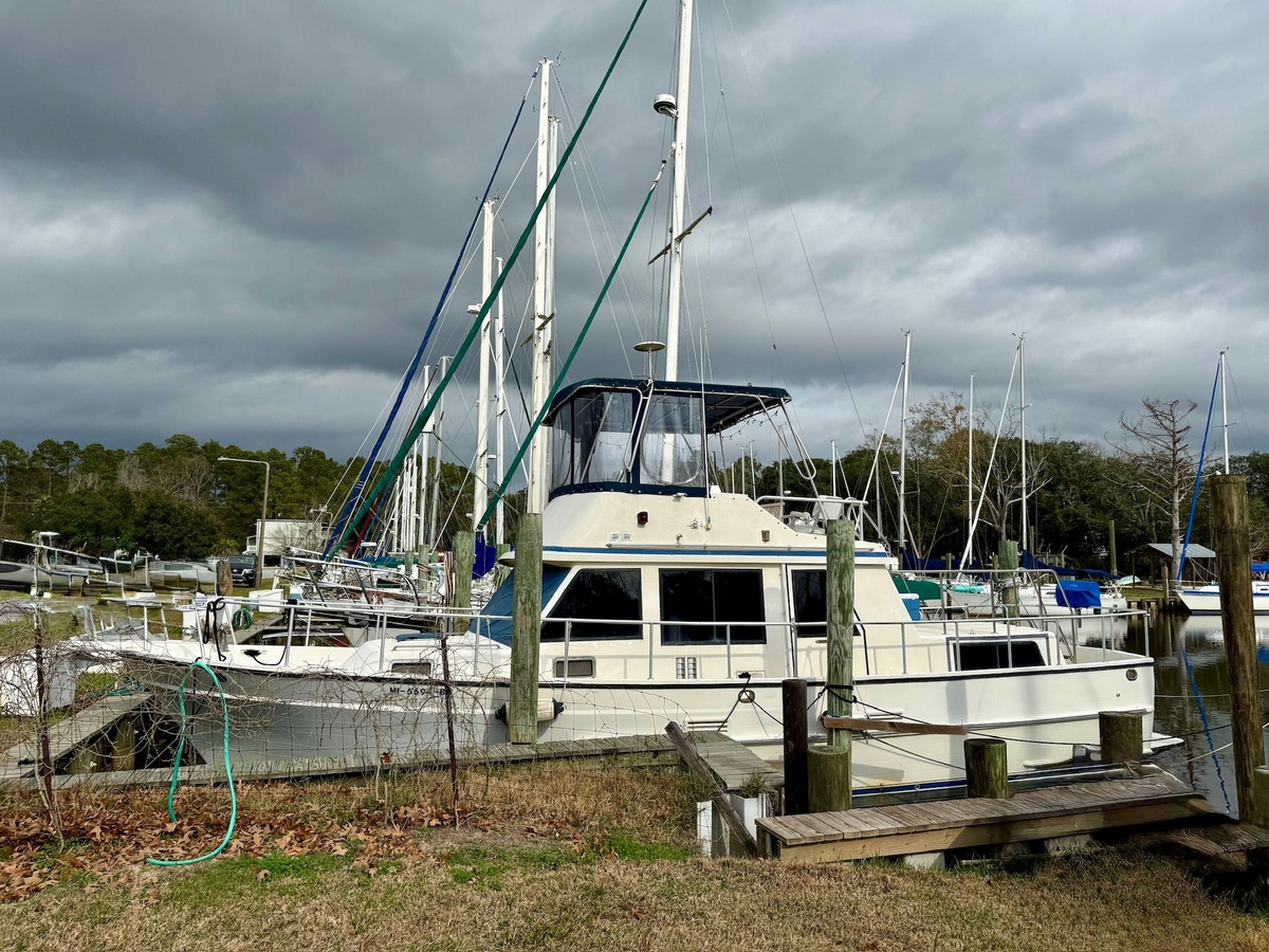 1988 PT 42 Yacht - Sold Boat