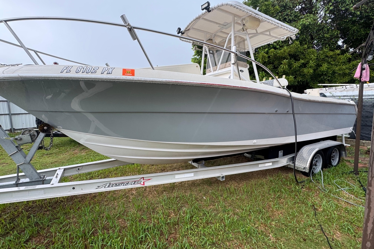1995 Pursuit 2470 Center Console - Sold Boat