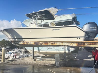 BOATZON | Pursuit 2570 CC 2005