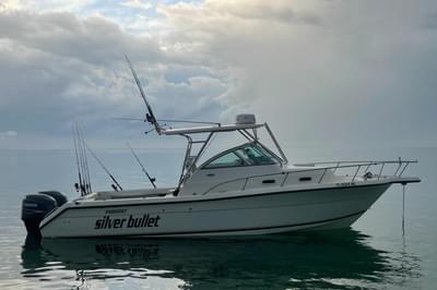 BOATZON | Pursuit 2870 Walkaround 2003