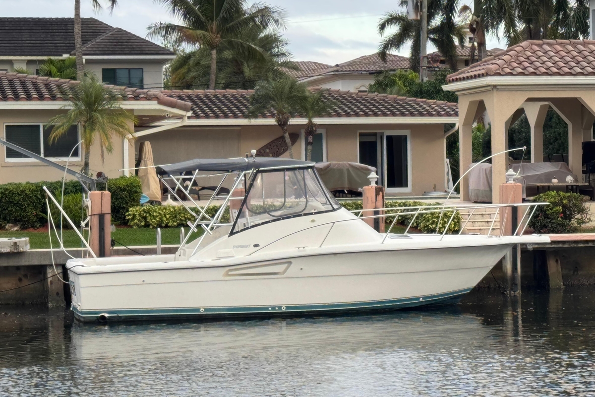 1995 Pursuit 3000 Express - Sold Boat