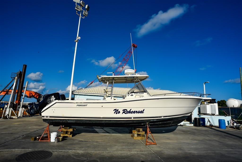 2004 Pursuit 3070 Center Console - Sold Boat