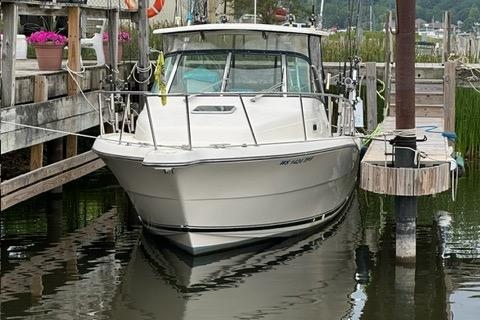 2003 Pursuit 3070 Express - Sold Boat