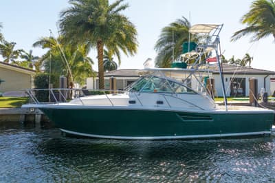 BOATZON | Pursuit 3400 Express 2000