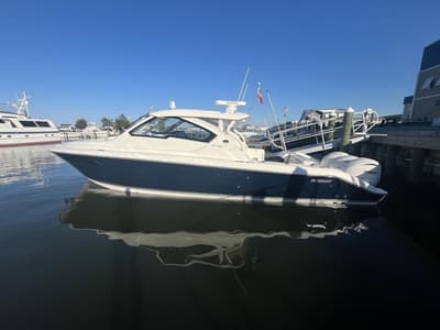 BOATZON | Pursuit Boats DC 365 2021