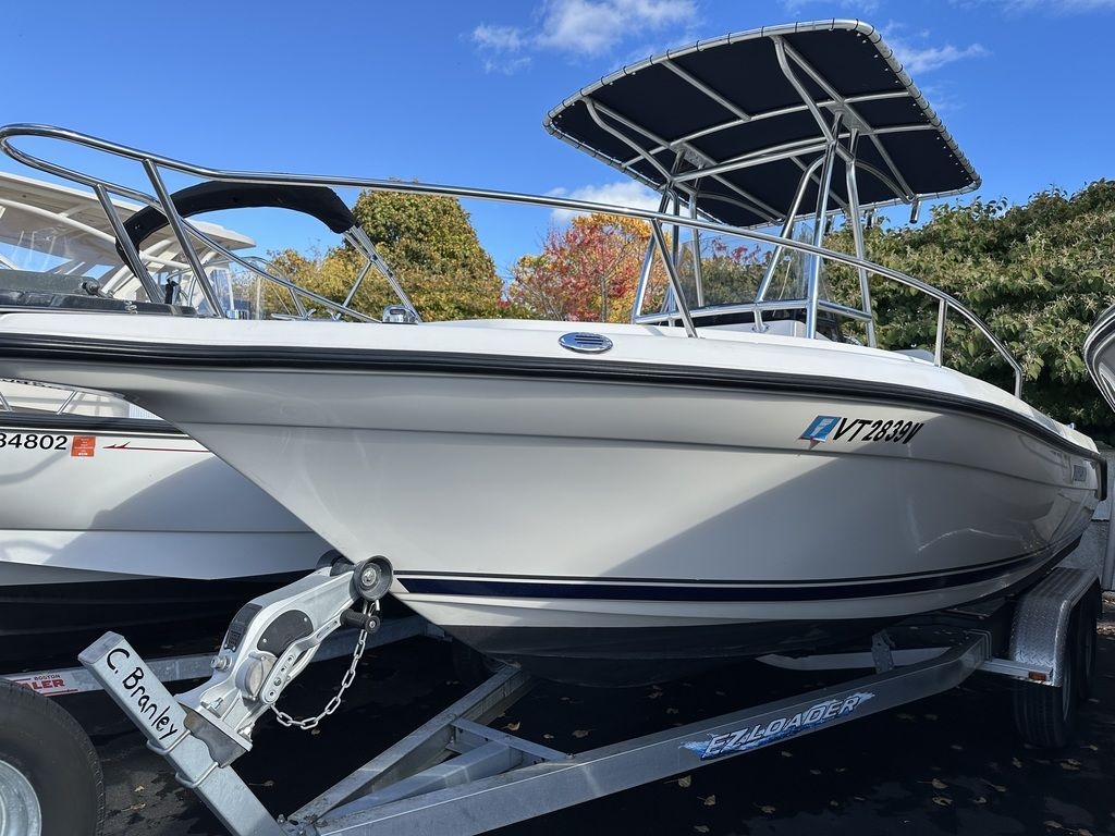 2012 PURSUIT C 200 CC - Sold Boat