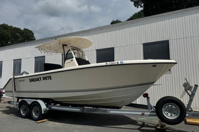 BOATZON | Pursuit C 260 Center Console 2013