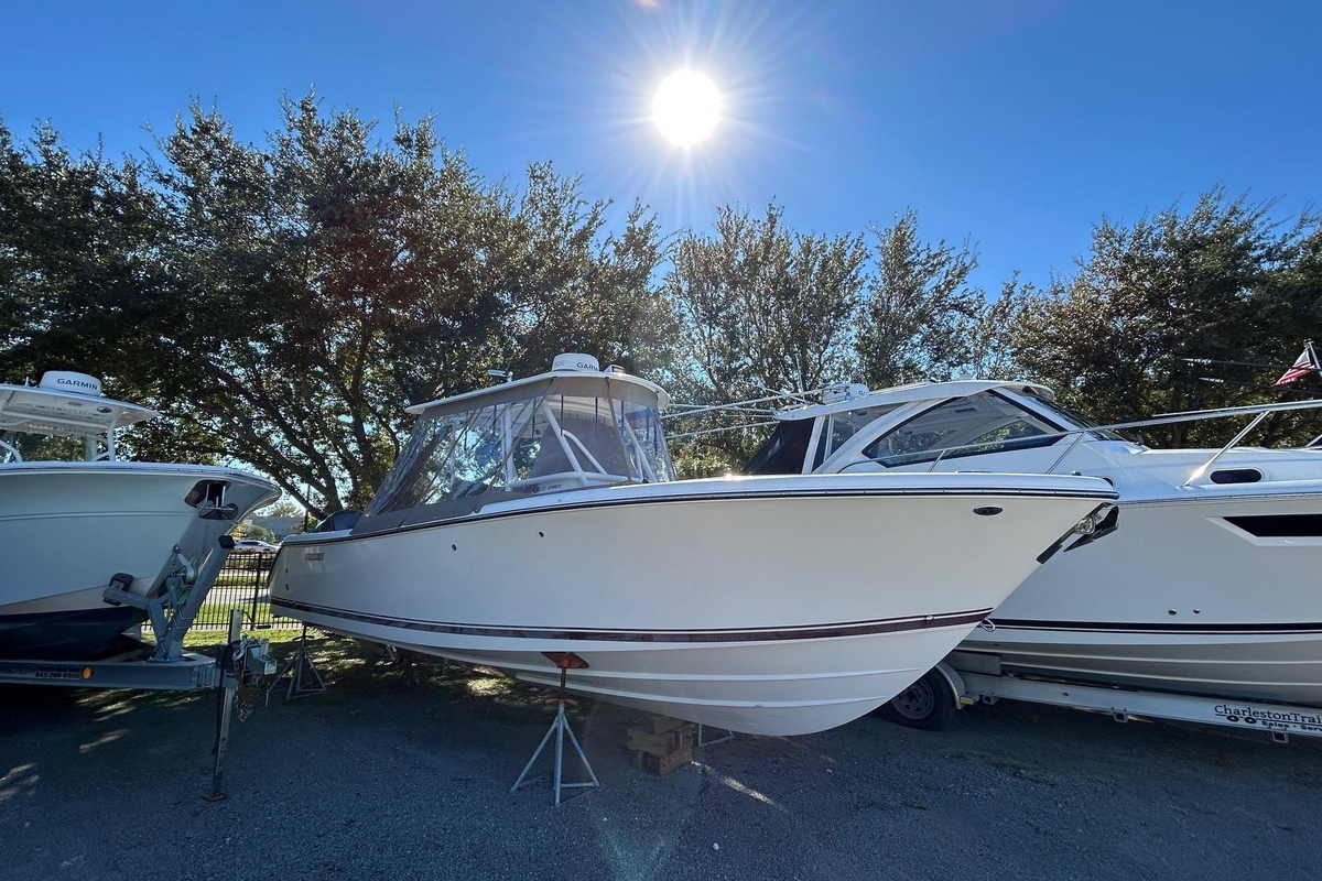 2015 Pursuit C 280 Center Console - Sold Boat