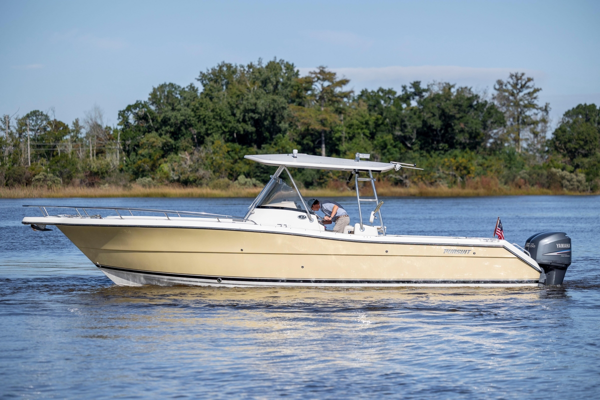 2007 Pursuit C 300 Center Console - Sold Boat