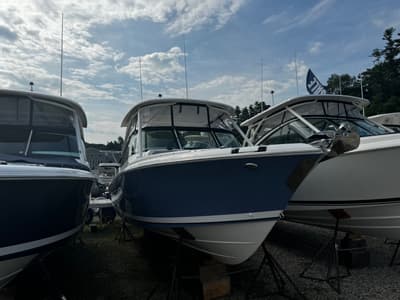 BOATZON | Pursuit DC 246 Dual Console 2024