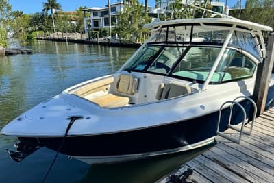 BOATZON | Pursuit DC 266 Dual Console 2020