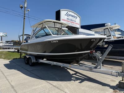 BOATZON | Pursuit DC 266 Dual Console 2022