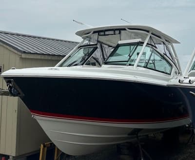 BOATZON | Pursuit DC 266 Dual Console 2026