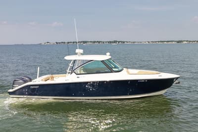 BOATZON | Pursuit DC 325 Dual Console 2016