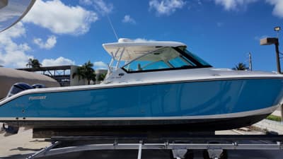 BOATZON | Pursuit DC 325 Dual Console 2018