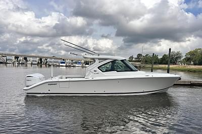 BOATZON | Pursuit DC 326 Dual Console 2025 BOATZON | Pursuit DC 326 Dual Console 2025