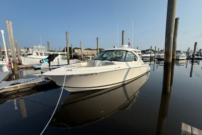 BOATZON | Pursuit DC 326 Dual Console 2026