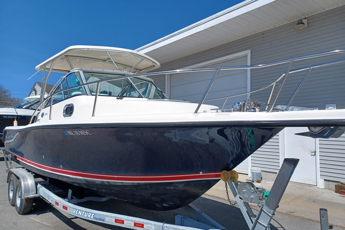 2013 Pursuit OS 255 Offshore - Sold Boat