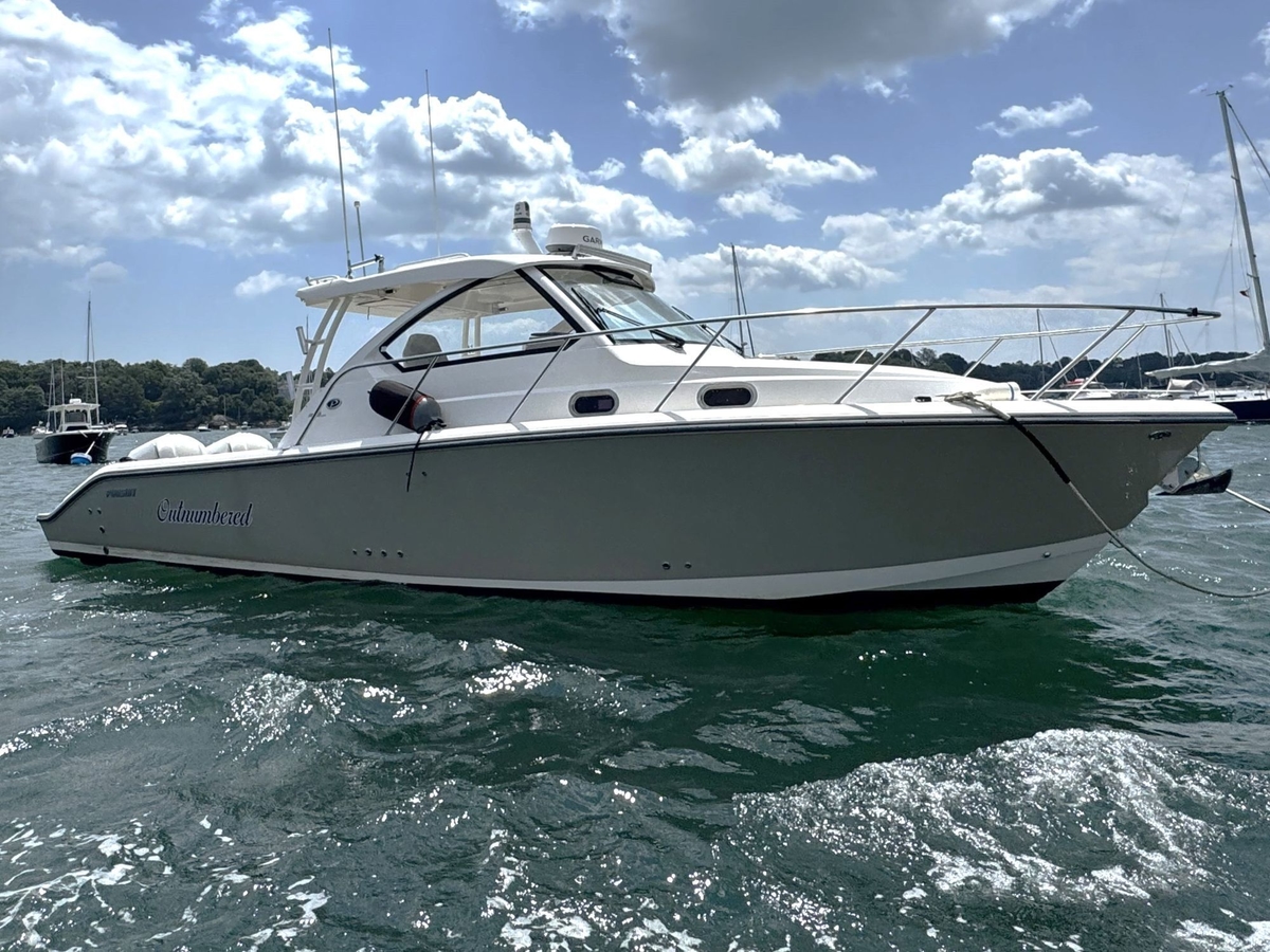 2016 Pursuit OS 325 Offshore - Sold Boat