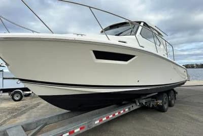 BOATZON | Pursuit OS 325 Offshore 2020
