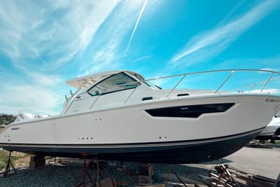 BOATZON | Pursuit OS 325 Offshore 2025