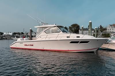 BOATZON | Pursuit OS 355 Offshore 2016