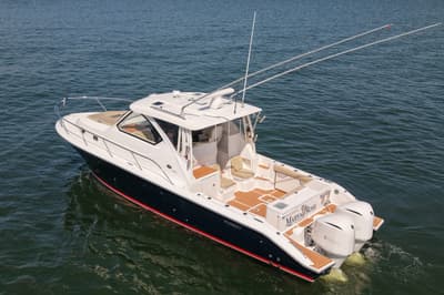 BOATZON | Pursuit OS 355 Offshore 2018
