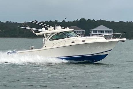 2013 Pursuit OS 385 Offshore - Sold Boat