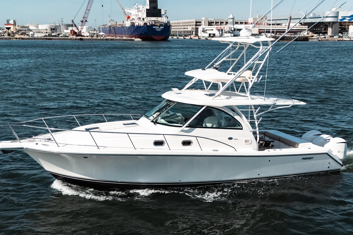 2016 Pursuit OS 385 Offshore - Sold Boat