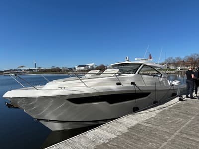 BOATZON | Pursuit OS 405 Offshore 2024