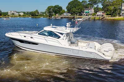 BOATZON | Pursuit OS 405 Offshore 2026