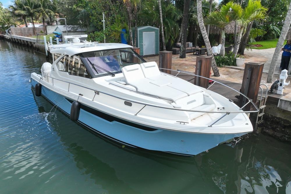 2024 Pursuit OS 445 Offshore - Sold Boat