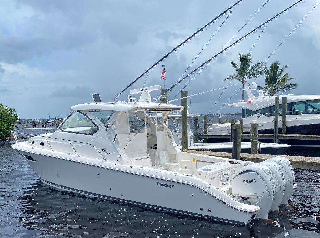 2023 Pursuit OS355 - Sold Boat