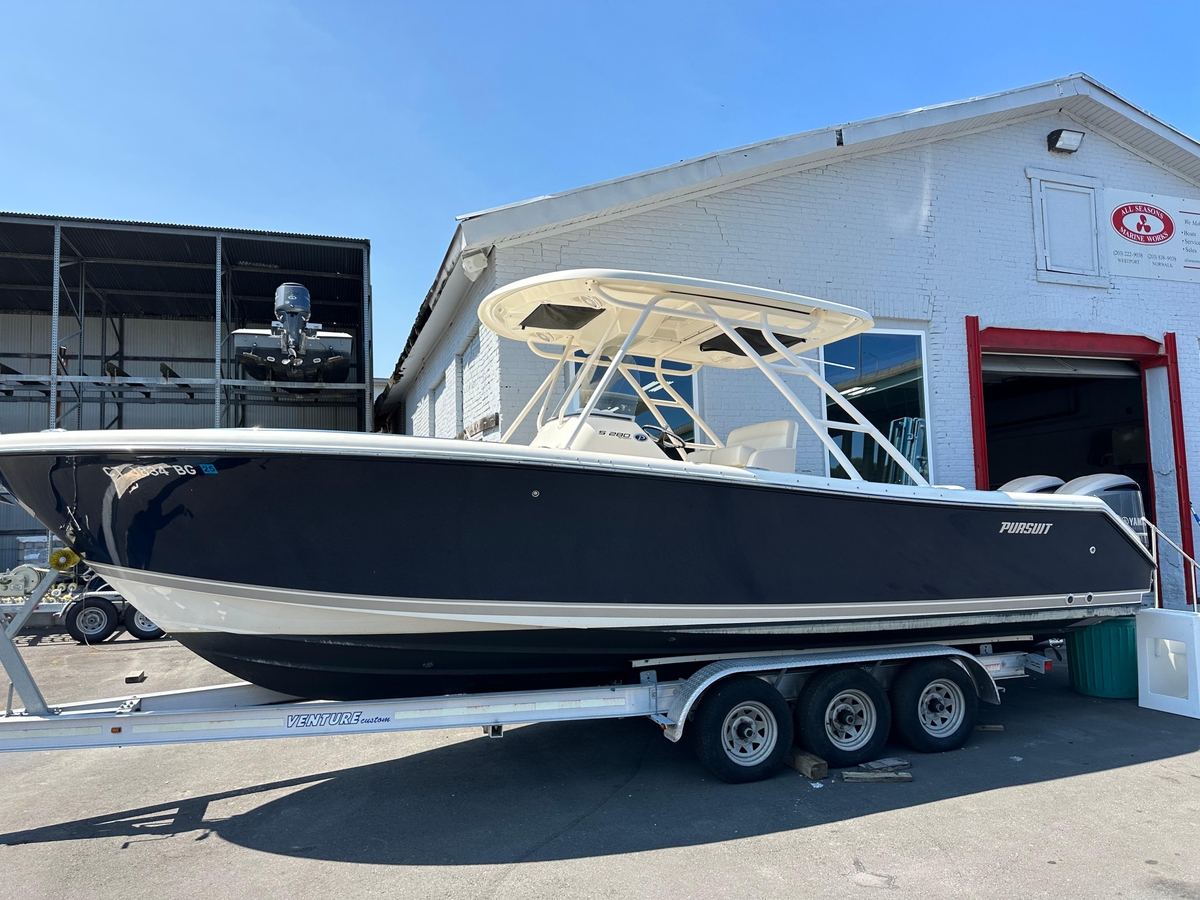 2014 Pursuit S 280 Sport - Sold Boat