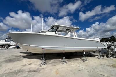 BOATZON | Pursuit S 358 Sport 2025