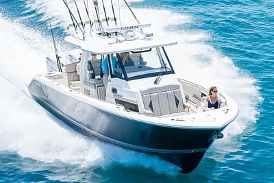 BOATZON | Pursuit S 358 Sport 2025