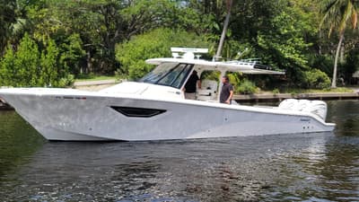 BOATZON | Pursuit S 378 Sport 2021