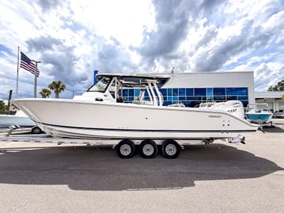 BOATZON | Pursuit Sport 358 2026