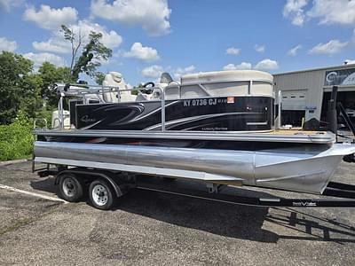 BOATZON | Qwest 818 Luxury Edition 2016