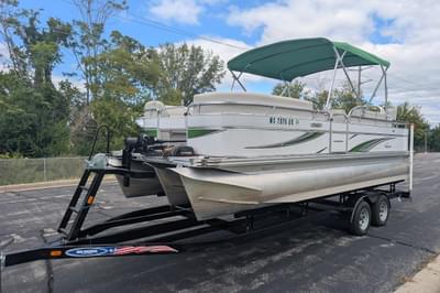 BOATZON | Qwest LS 822 DS Bar 2021 BOATZON | Qwest LS 822 DS Bar 2021
