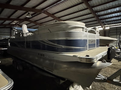 BOATZON | Qwest Pontoons Avanti 823 2017 BOATZON | Qwest Pontoons Avanti 823 2017