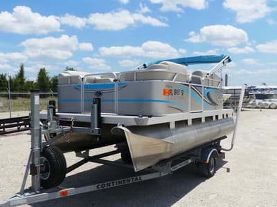 BOATZON | Qwest Pontoons Edge 7514 Cruise 2020