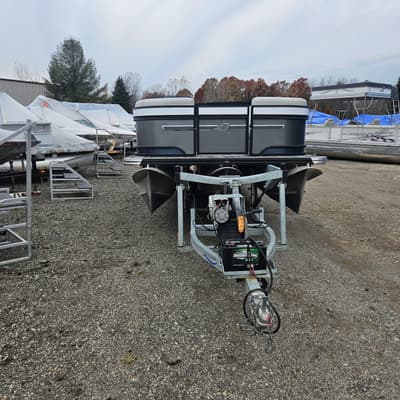BOATZON | Qwest Pontoons RLS 2025