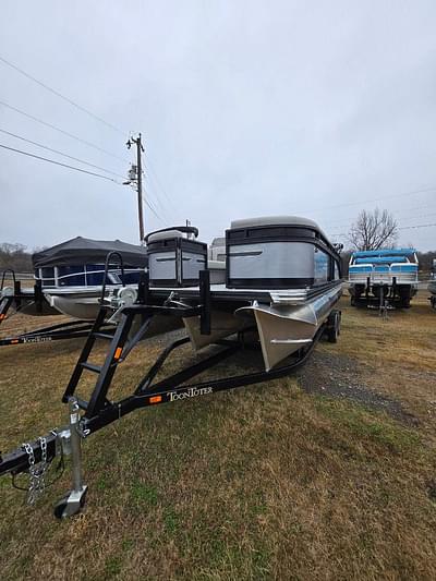 BOATZON | Qwest QWEST ECLASS 22 XRE CRUISE 2025