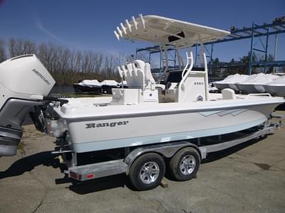 BOATZON | Ranger 2360 Bay 2024