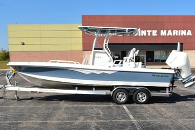 BOATZON | Ranger 2360 Bay 2024