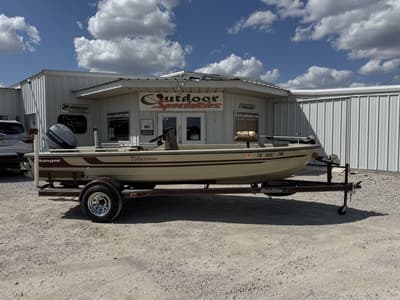 BOATZON | Ranger 680C Fisherman 1987